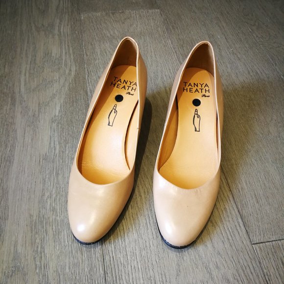 Tanya Heath Beige / Nude Pumps with Changeable Peach and Blue Block Heels (6) - Picture 3 of 12